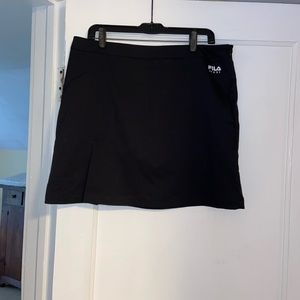 Fila sport golf skirt with slit on front and back